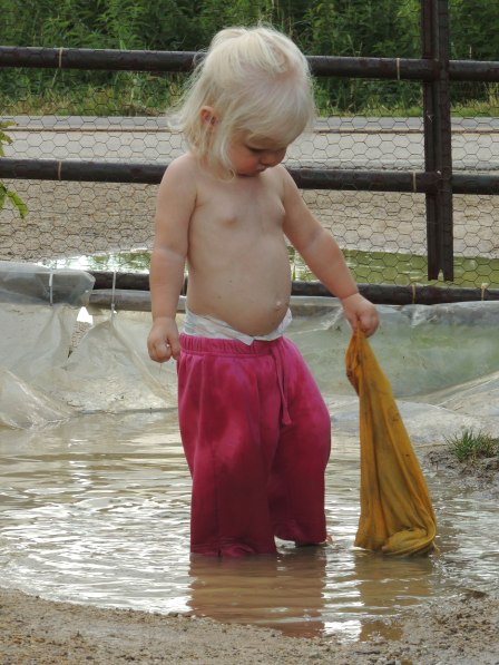 Jane "washing' shirt
